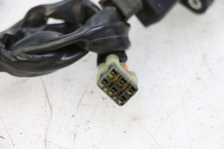 photo de TRANSPONDER ANTENNA YAMAHA FJR ABS 1300 (2006 - 2012) - Fixing points details