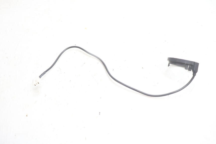 photo de TRANSPONDER ANTENNA PIAGGIO LIBERTY 125 (1998 - 2008) - Alternative perspective