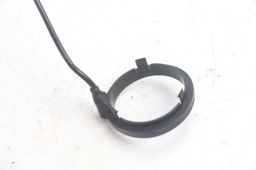 photo de TRANSPONDER ANTENNA PIAGGIO MP3 125 (2006 - 2014) - Zoom on usage condition