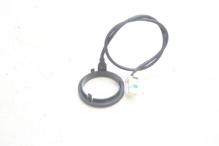 photo de TRANSPONDER ANTENNA PIAGGIO MP3 125 (2006 - 2014) - Technical close-up