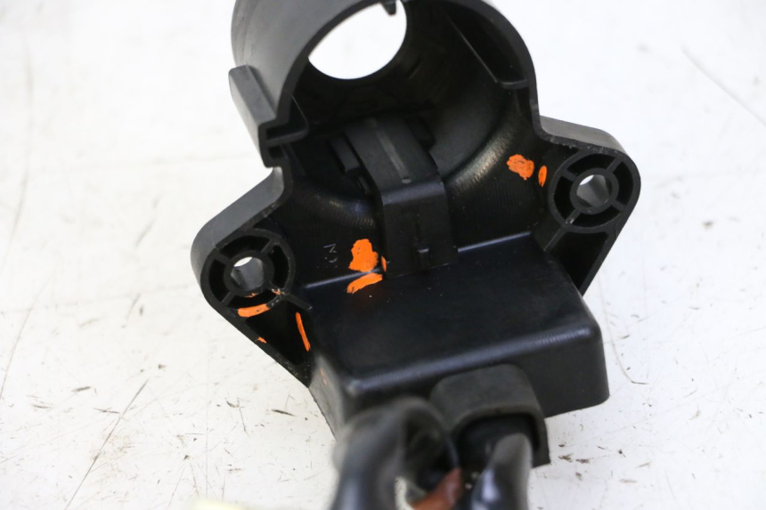 photo de TRANSPONDER ANTENNA YAMAHA X-MAX XMAX 125 (2010 - 2013) - Technical close-up