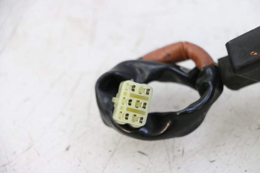 photo de TRANSPONDER ANTENNA YAMAHA X-MAX XMAX 125 (2010 - 2013) - Fixing points details