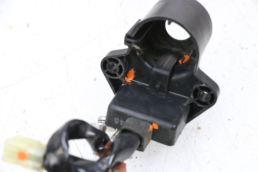 photo de TRANSPONDER ANTENNA YAMAHA X-MAX XMAX 125 (2010 - 2013) - Zoom on usage condition