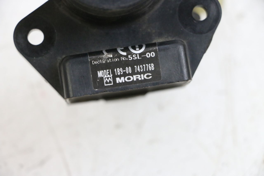 photo de TRANSPONDER ANTENNA YAMAHA X-MAX XMAX 250 (2006 - 2009) - Fixing points details