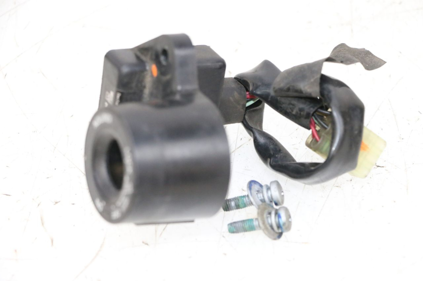 photo de TRANSPONDER ANTENNA YAMAHA XMAX X-MAX 125 (2006 - 2009) - Zoom on usage condition