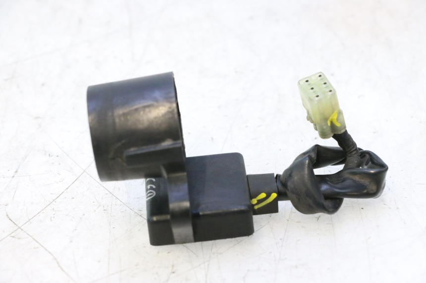photo de TRANSPONDER ANTENNA YAMAHA XMAX X-MAX 125 (2006 - 2009) - Technical close-up