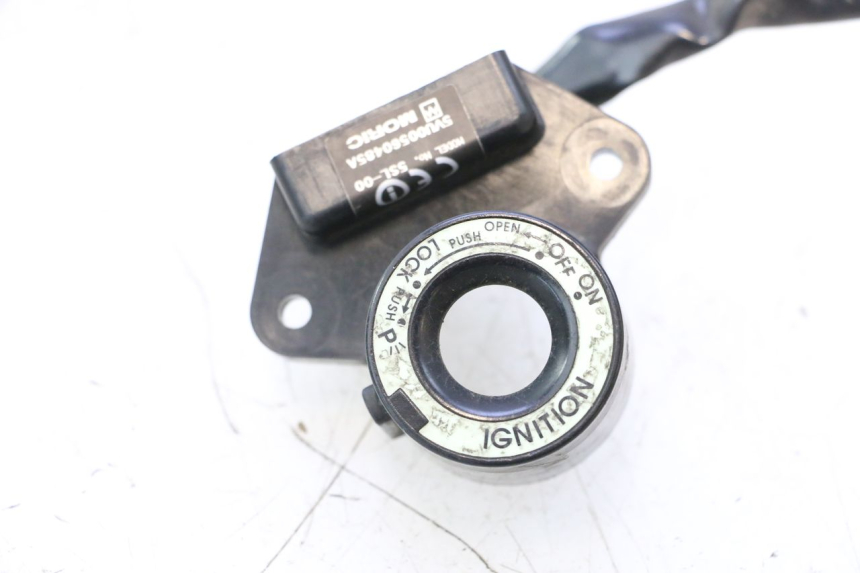 photo de TRANSPONDER ANTENNA YAMAHA XP T-MAX ABS 500 (2005 - 2005) - Component detail