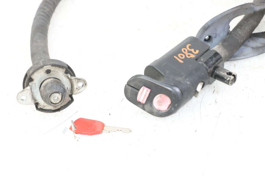 photo de ANTI-THEFT PEUGEOT SPEEDFIGHT 100 (1997 - 2007) - Zoom on usage condition