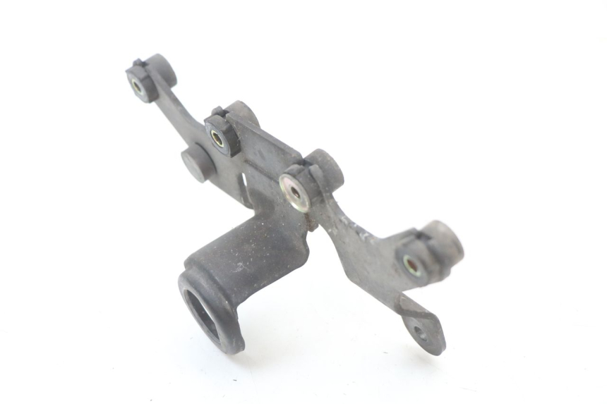 photo de SPEEDOMETER BRACKET SUZUKI GN 125 (1997 - 2000) - Zoom on usage condition