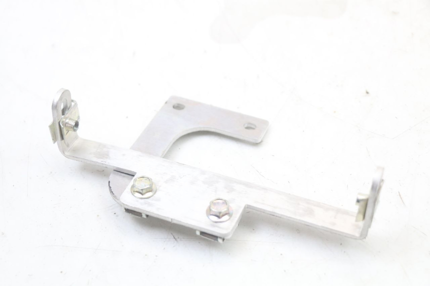 photo de SPEEDOMETER BRACKET VENT DERAPAGE 50 (2018 - 2023) - Main view