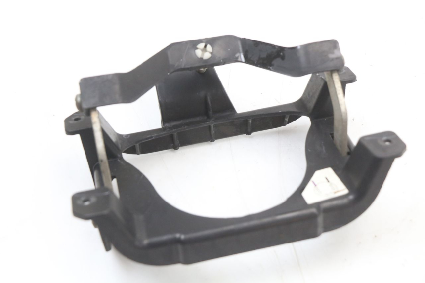 photo de SPEEDOMETER BRACKET PIAGGIO VESPA S 2T 50 (2007 - 2014) - Component detail