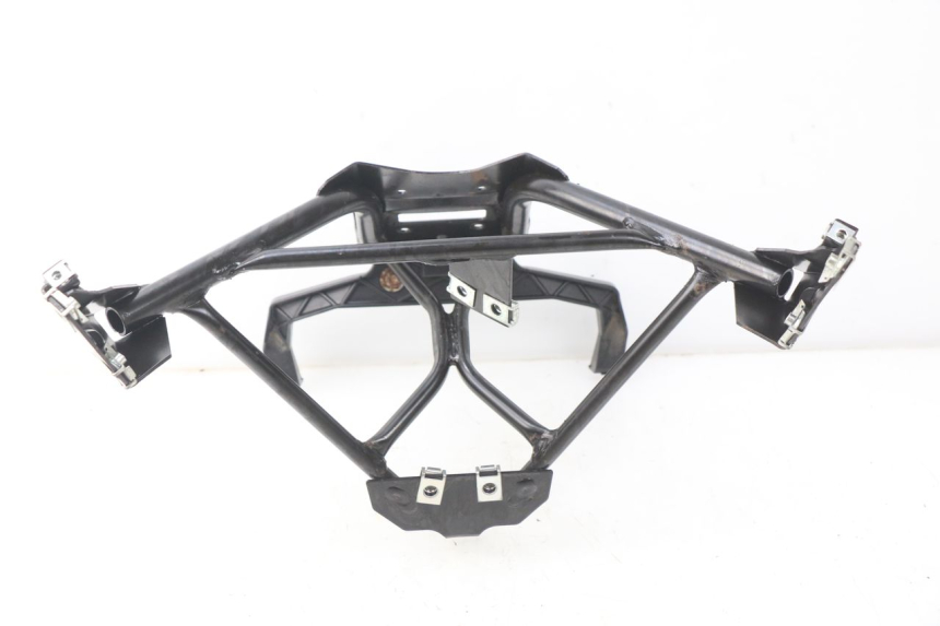 photo de FRONT FAIRING BRACKET APRILIA ATLANTIC 125 (2003 - 2009) - Technical close-up