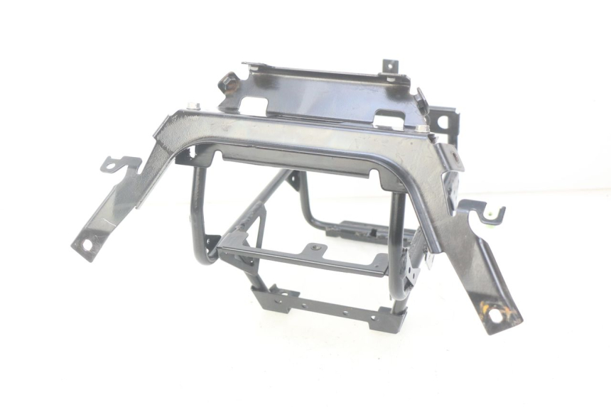 photo de FRONT FORK BRACE PEUGEOT CITYSTAR 125 (2011 - 2017) - Alternative perspective