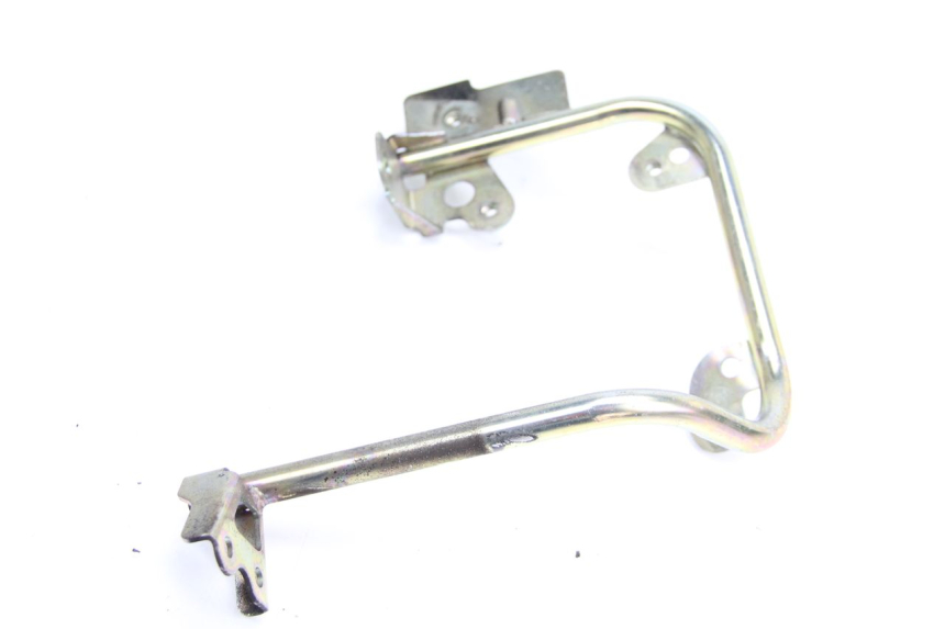 photo de FRONT FAIRING BRACKET YAMAHA CYGNUS X INJECTION 125 (2007 - 2013) - Alternative perspective