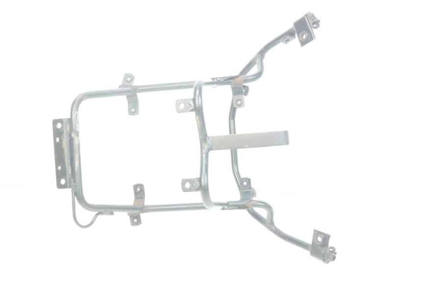 photo de FRONT FORK BRACE PEUGEOT ELYSEO 125 (1999 - 2004) - Fixing points details