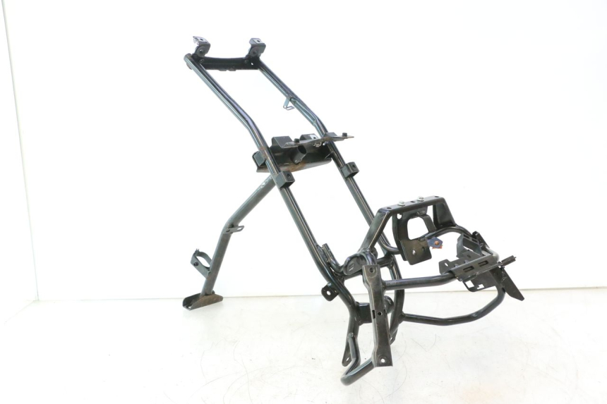 photo de FRONT FAIRING BRACKET PIAGGIO MP3 500 (2016 - 2018) - Component detail