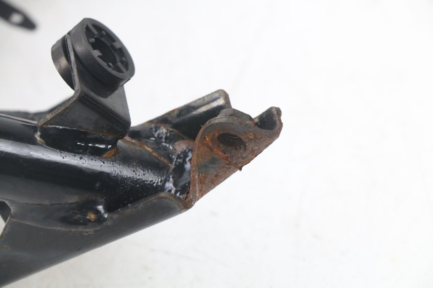 photo de FRONT FAIRING BRACKET MBK MW TRYPTIK 125 (2017 - 2022) - Surface and material condition