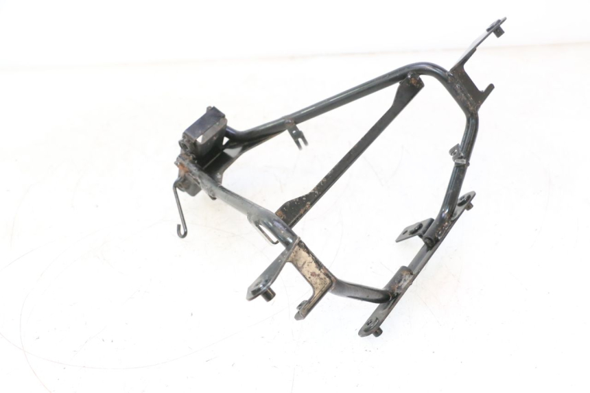 photo de FRONT FAIRING BRACKET DAELIM S2 125 (2006 - 2007) - Alternative perspective