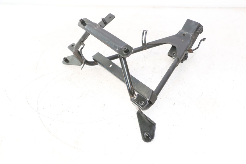 photo de FRONT FAIRING BRACKET DAELIM S2 125 (2006 - 2007) - Product overview
