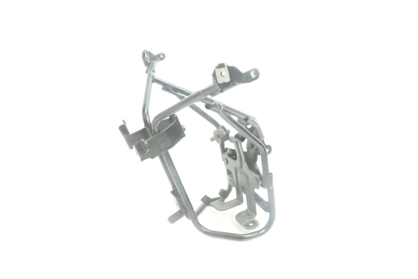 photo de FRONT FAIRING BRACKET PEUGEOT SATELIS 125 (2006 - 2009) - Component detail