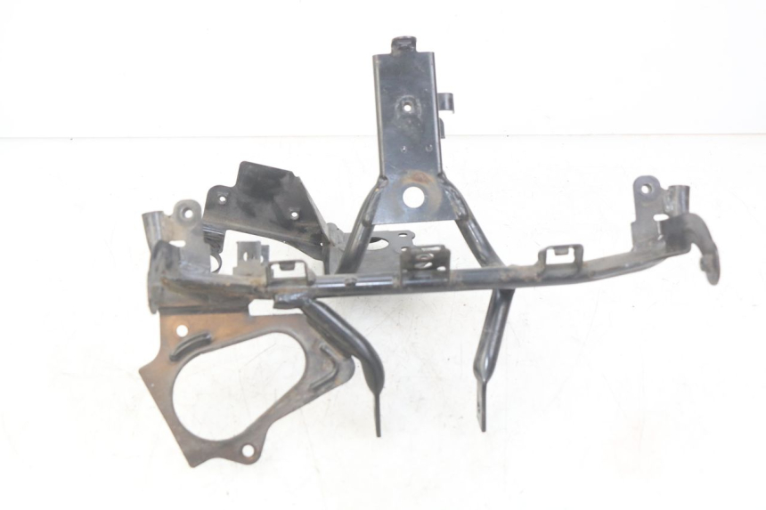 photo de FRONT FORK BRACE MBK SKYCRUISER 125 (2010 - 2013) - Technical close-up