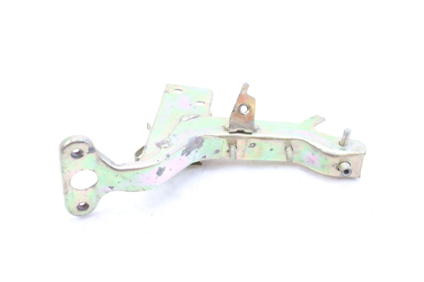 photo de FRONT FORK BRACE PEUGEOT V-CLIC VCLIC 50 (2007 - 2013) - Fixing points details