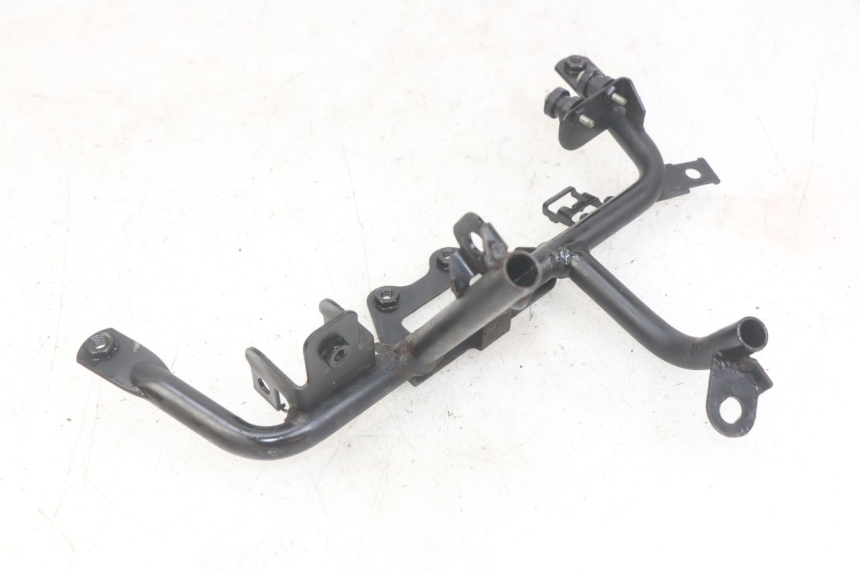 photo de FRONT FORK BRACE YAMAHA XMAX X-MAX 125 (2006 - 2009) - Zoom on usage condition