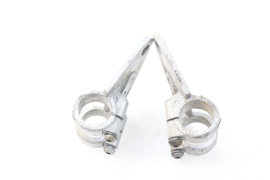 photo de FRONT FAIRING BRACKET GILERA DNA 50 (2000 - 2007) - Zoom on usage condition