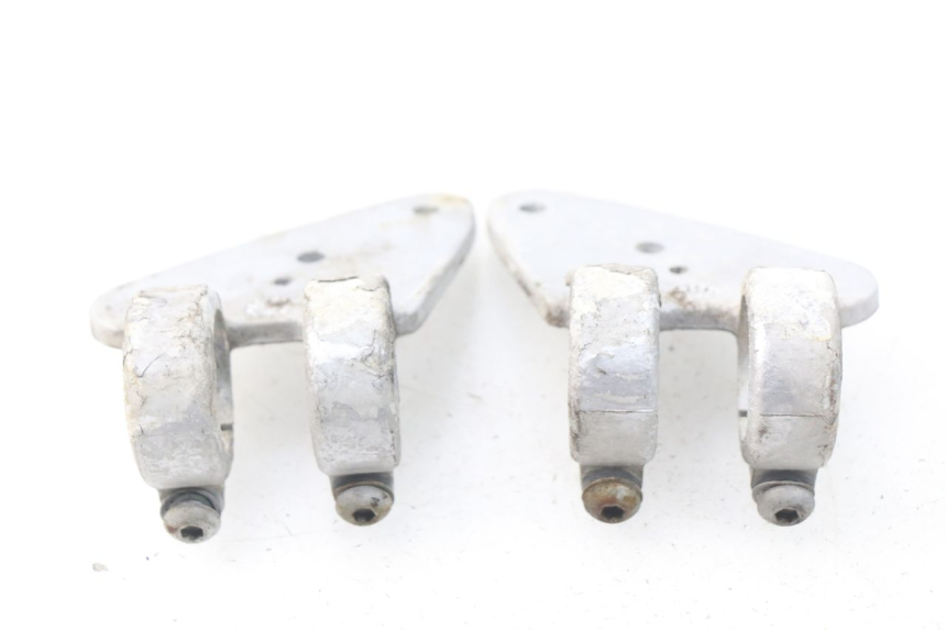 photo de FRONT FAIRING BRACKET GILERA DNA 50 (2000 - 2007) - Alternative perspective