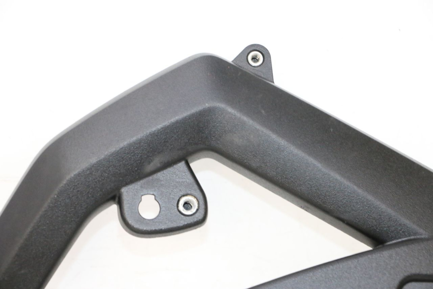 photo de FRONT FAIRING BRACKET BMW R GS 1250 (2021 - 2024) - Markings and original references