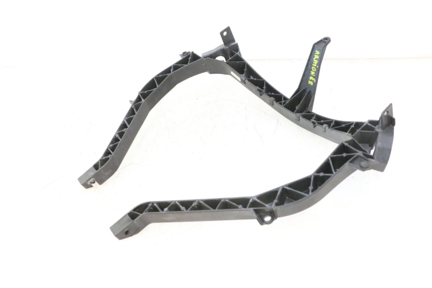 photo de FRONT FAIRING BRACKET CAN-AM SPYDER RS 1000 (2008 - 2012) - Component detail