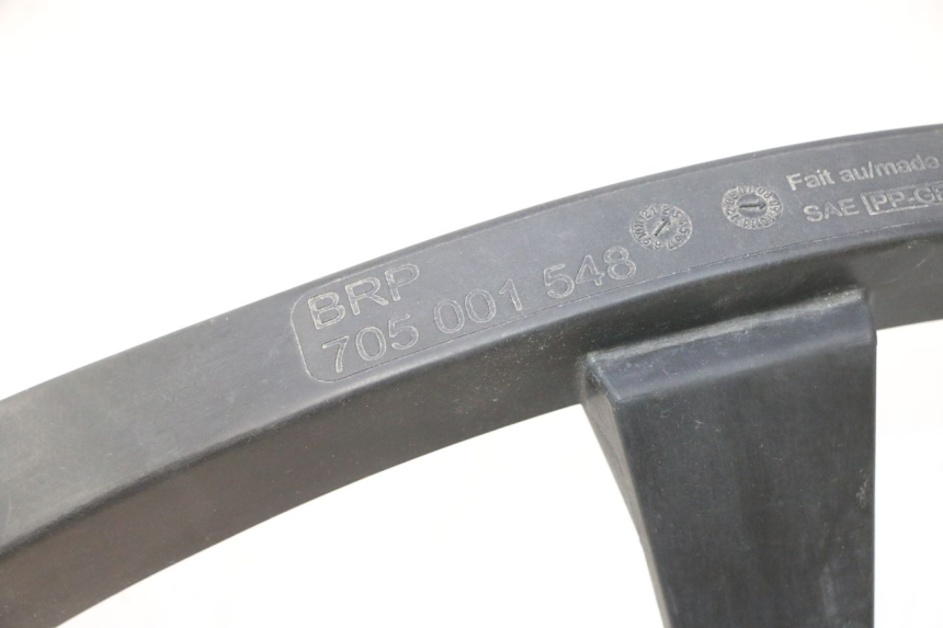 photo de FRONT FAIRING BRACKET CAN-AM SPYDER RS 1000 (2008 - 2012) - Alternative perspective