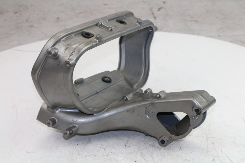 photo de FRONT FAIRING BRACKET DUCATI ST3 992 (2006 - 2008) - Technical close-up