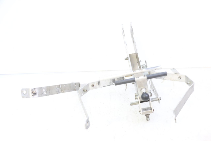 photo de FRONT FAIRING BRACKET KTM SUPERENDURO R 950 (2005 - 2009) - Additional view of the item