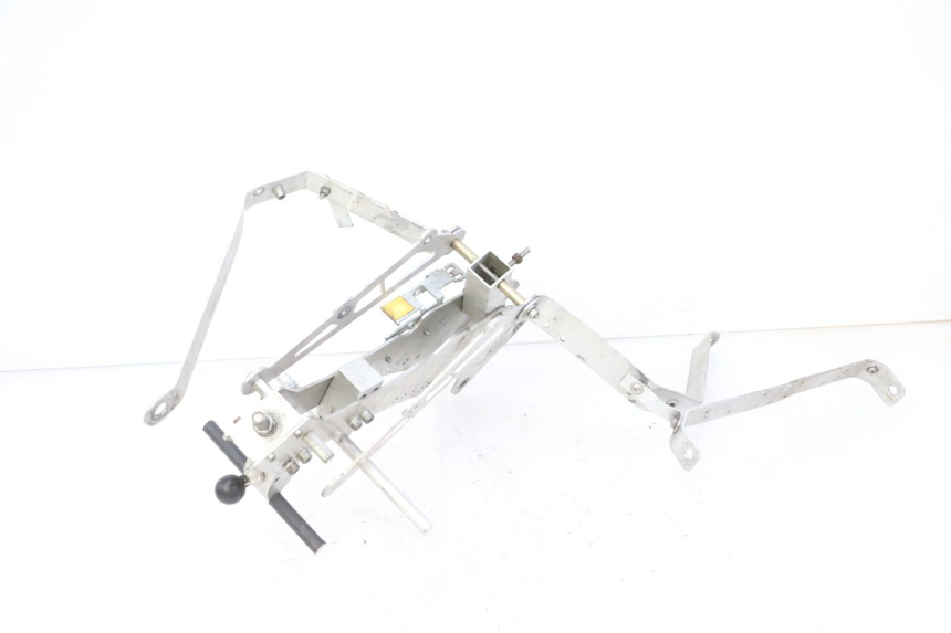 photo de FRONT FAIRING BRACKET KTM SUPERENDURO R 950 (2005 - 2009) - Fixing points details