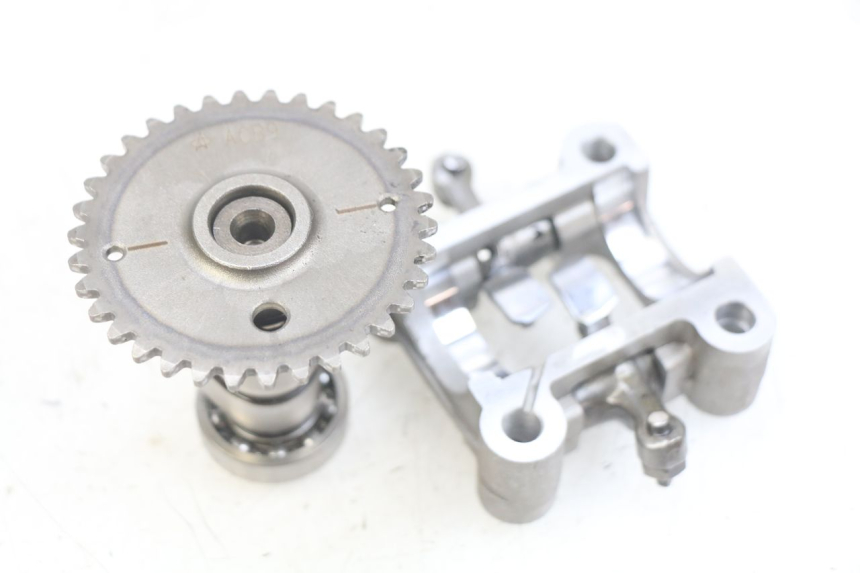 photo de CAMSHAFT KYMCO AGILITY 16+ 4T 50 (2018 - 2023) - Zoom on usage condition