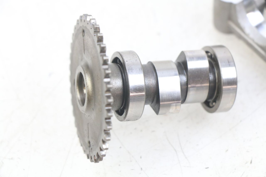 photo de CAMSHAFT KYMCO AGILITY 16+ 4T 50 (2018 - 2023) - Alternative perspective