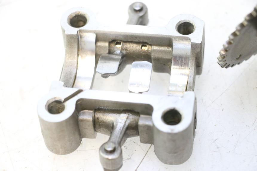 photo de CAMSHAFT KYMCO AGILITY 16+ 4T 50 (2018 - 2023) - Distinctive features