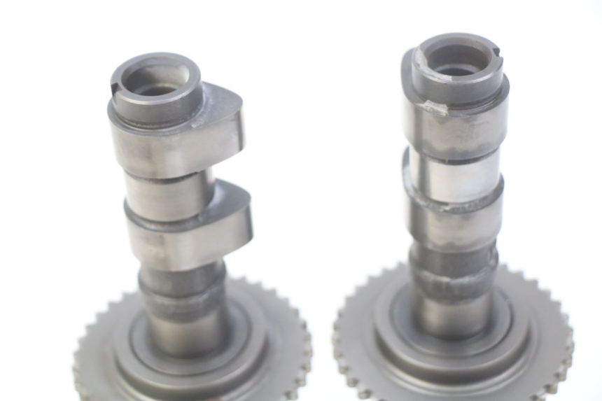 photo de CAMSHAFT HONDA CBF 500 (2004 - 2007) - Component detail