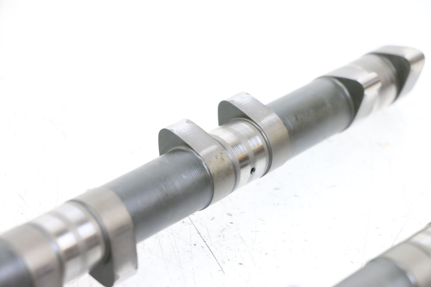 photo de CAMSHAFT YAMAHA FJR ABS 1300 (2006 - 2012) - Additional view of the item
