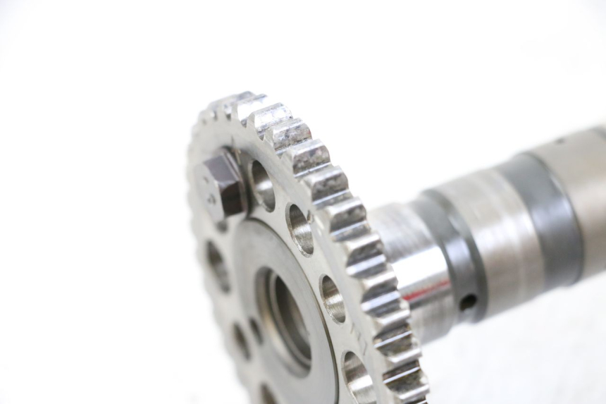 photo de CAMSHAFT YAMAHA FJR ABS 1300 (2006 - 2012) - Detailed visual inspection