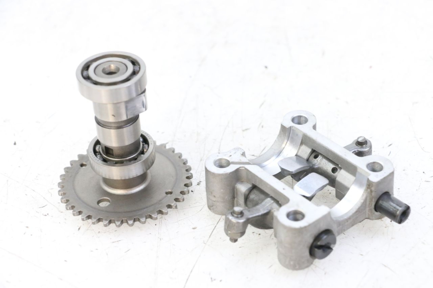 photo de CAMSHAFT KYMCO AGILITY 4T 50 (2018 - 2022) - Fixing points details