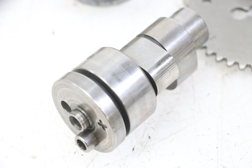 photo de CAMSHAFT PIAGGIO MP3 LT 300 (2010 - 2016) - Alternative perspective