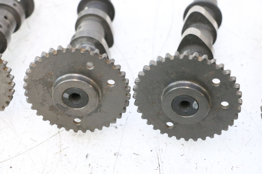photo de CAMSHAFT SUZUKI SV S 650 (2003 - 2009) - Component zoom