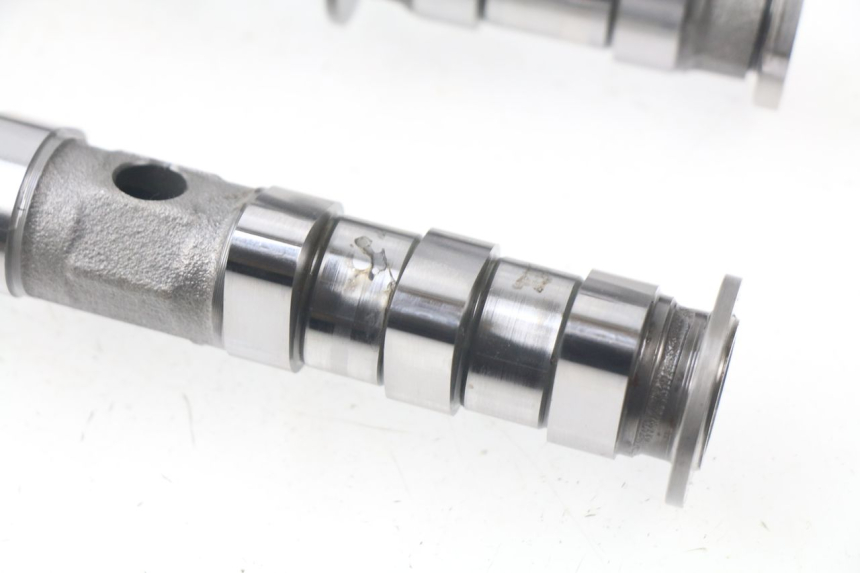 photo de CAMSHAFT YAMAHA TDM ABS 900 (2002 - 2014) - Surface and material condition