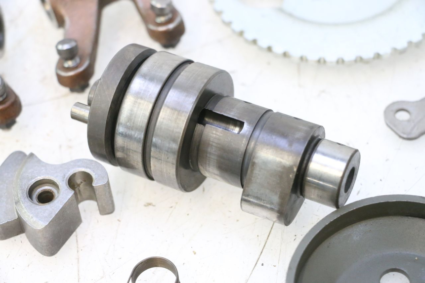 photo de CAMSHAFT BOOM TRIKE FUN 500 (2004 - 2010) - Additional view of the item