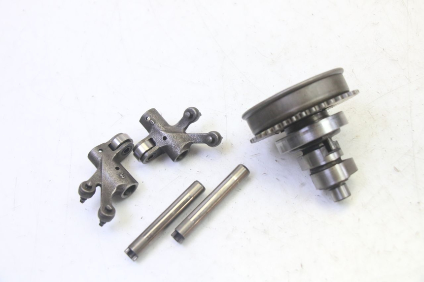 photo de CAMSHAFT YAMAHA X-MAX XMAX 125 (2010 - 2013) - Alternative perspective