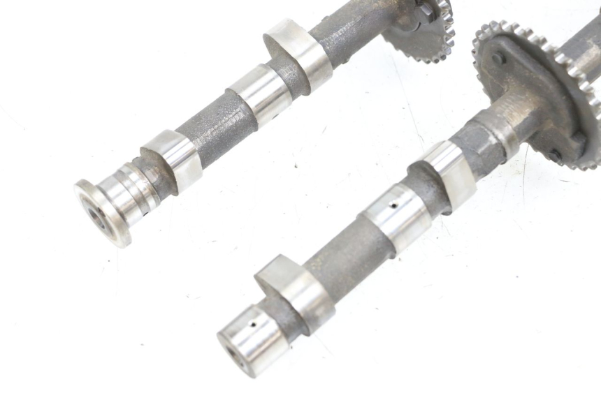 photo de CAMSHAFT YAMAHA XJ F 900 (1983 - 1994) - Additional view of the item