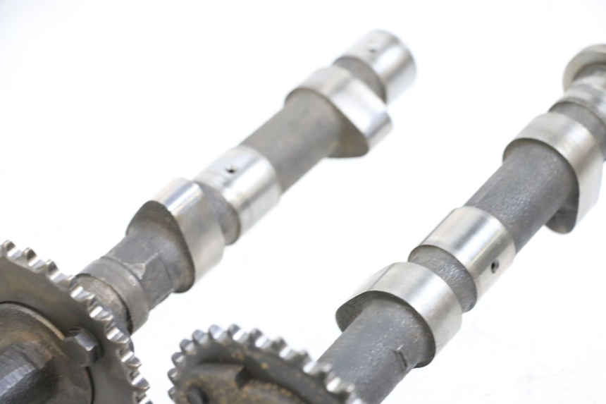 photo de CAMSHAFT YAMAHA XJ F 900 (1983 - 1994) - Alternative perspective