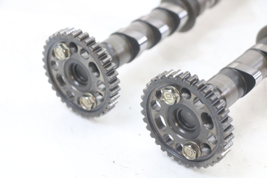 photo de CAMSHAFT YAMAHA FZ1 FAZER 1000 (2007 - 2009) - Component detail